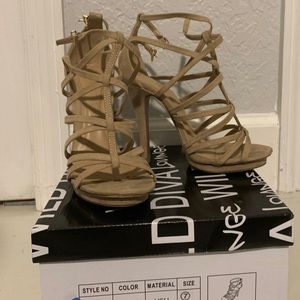 Nude heels size 7